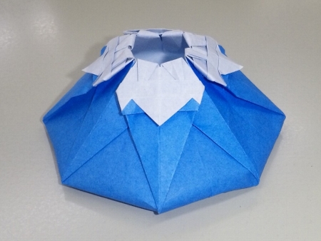 折り紙　富士山　立体（静岡側）