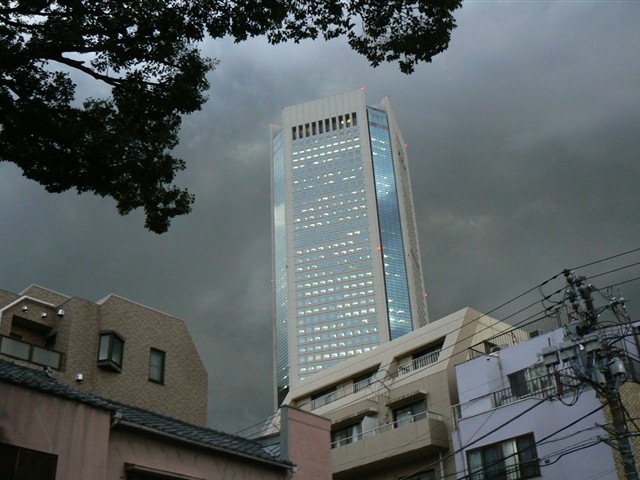 東京オペラシティタワー２
